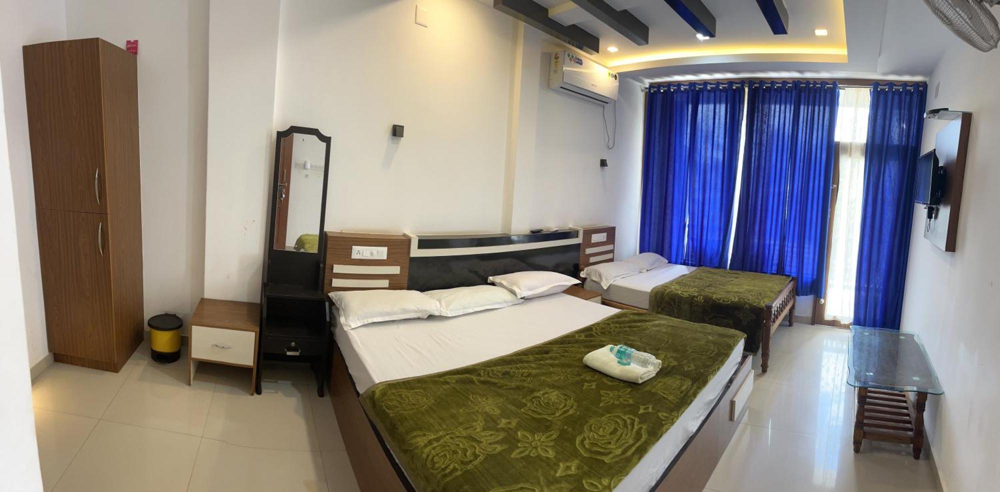 Dakshinakasi Guest House Thirunelly Exterior foto